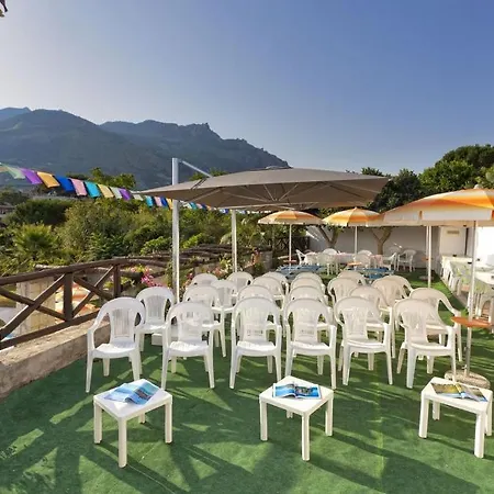 カーサ ヴァカンツェ パルコ デル ジェネラーレ Forio di Ischia